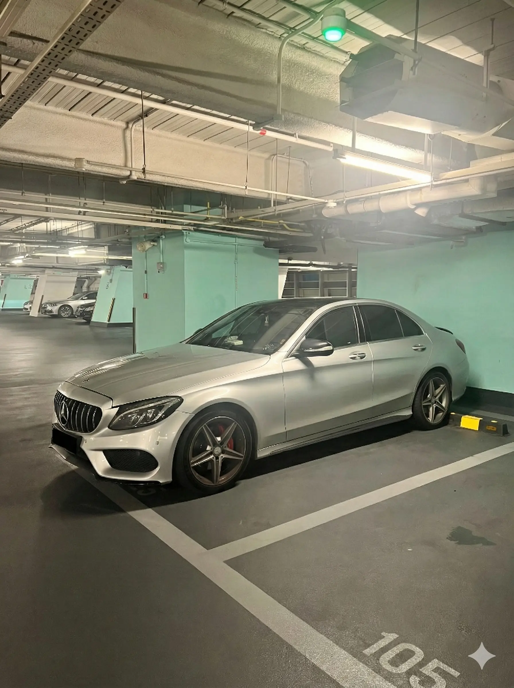 Mercedes-Benz C200 AMG - Image 3